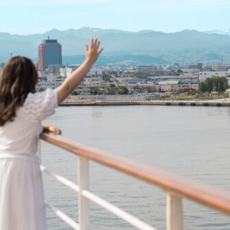 旅のはじまりは、金沢港から。 非日常は始まるクルーズ旅へ